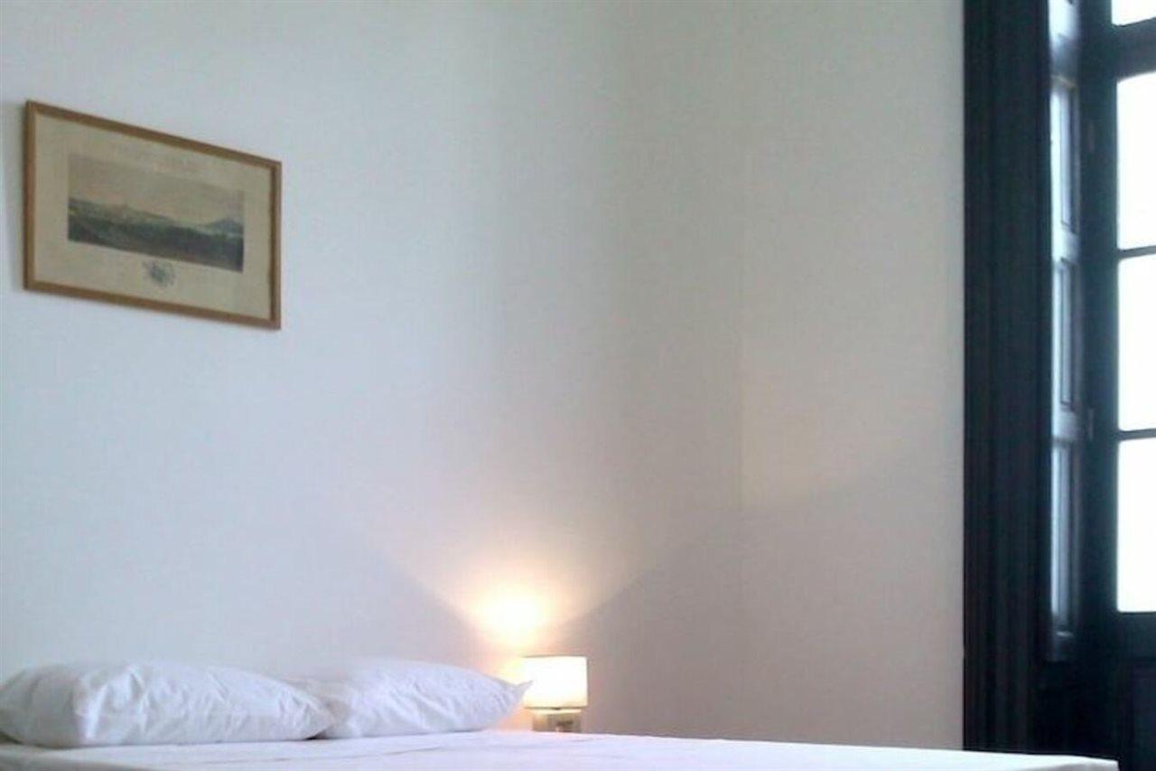 Montevideo Chic Hostel Екстер'єр фото